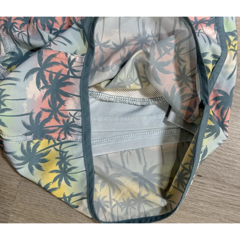 Burlebo Multicolor Palm Tree Swim Trunks Men's Size M Colorful Lined Stretch